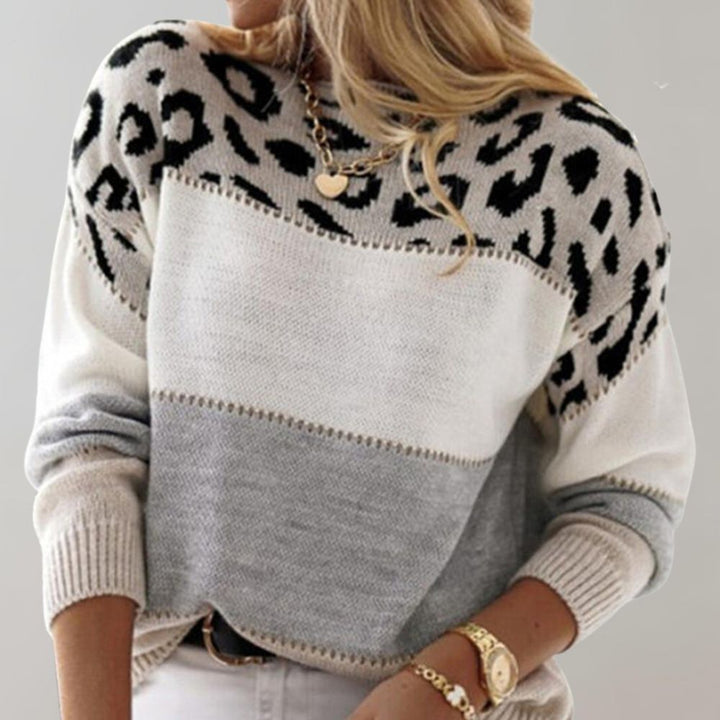 Evelyn | Soft Contrast Sweater